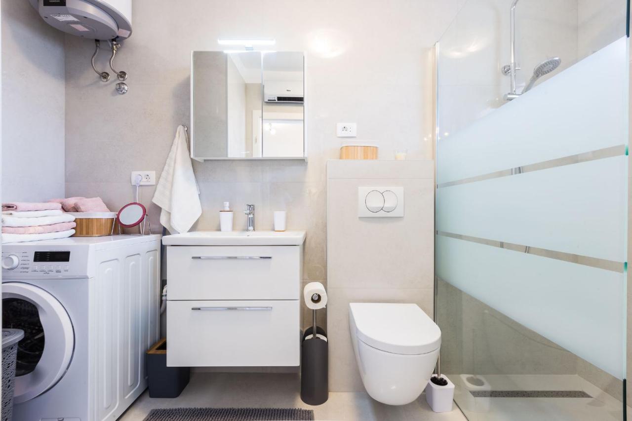 Petra Modern Apartment With Free Parking And Bbq Zadar Ngoại thất bức ảnh