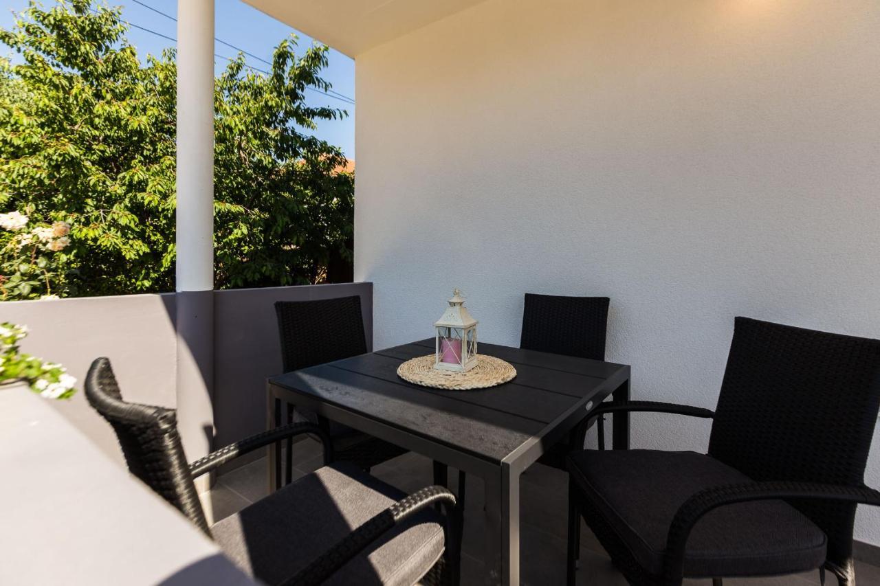 Petra Modern Apartment With Free Parking And Bbq Zadar Ngoại thất bức ảnh