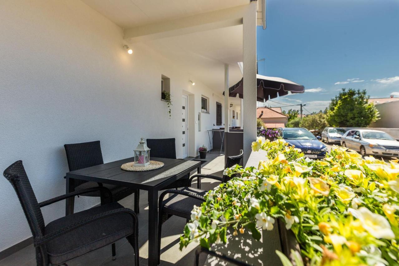 Petra Modern Apartment With Free Parking And Bbq Zadar Ngoại thất bức ảnh