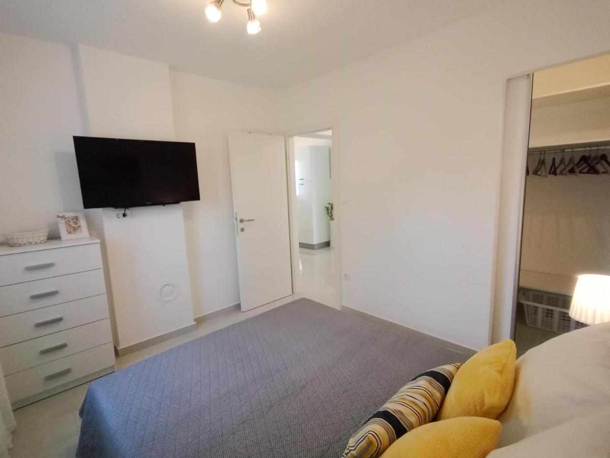 Petra Modern Apartment With Free Parking And Bbq Zadar Ngoại thất bức ảnh